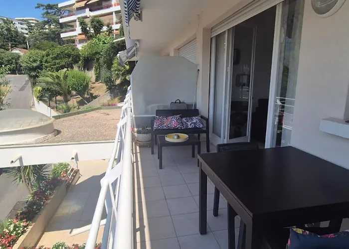 Near Croisette Apartman